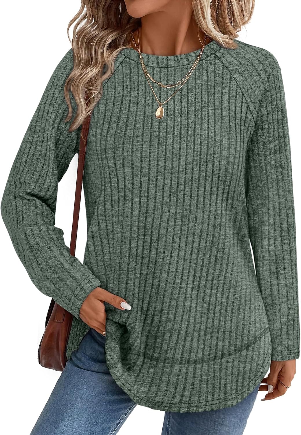 Casual Comfort Meets Style: Fall Sweaters 2025